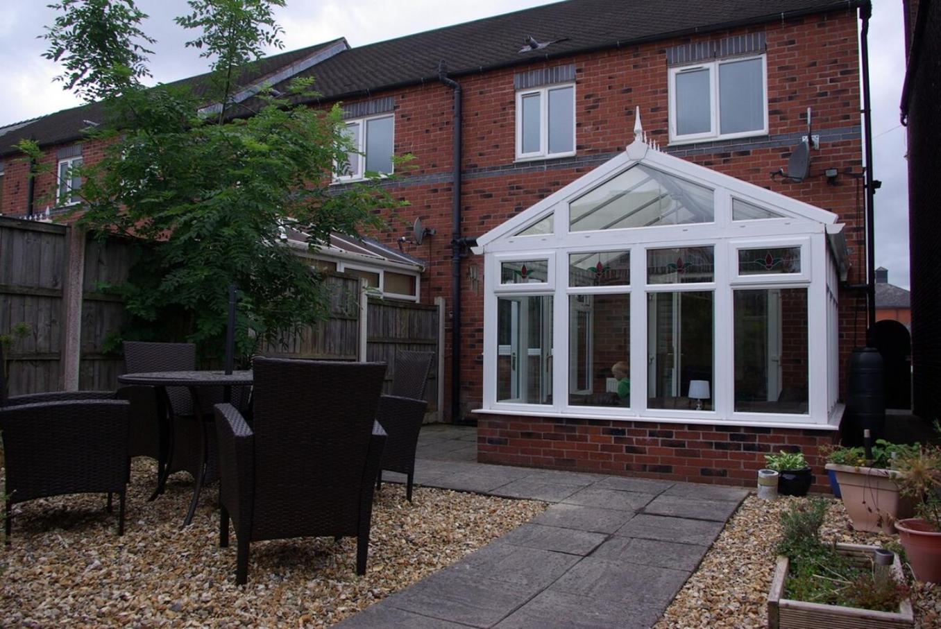 Portland Mews - 3 Bed Holiday Home By Premier Serviced Accommodation Leek Bagian luar foto